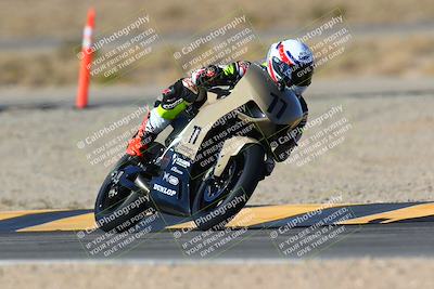 media/Jan-13-2024-SoCal Trackdays (Sat) [[9c032fe5aa]]/Turn 11 (1030am)/